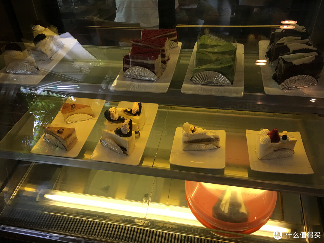 曼谷After You甜品+刷爆微博的MO&MOSHI大冰淇淋+可以玩哈士奇的TrueLove@Neverland咖啡店