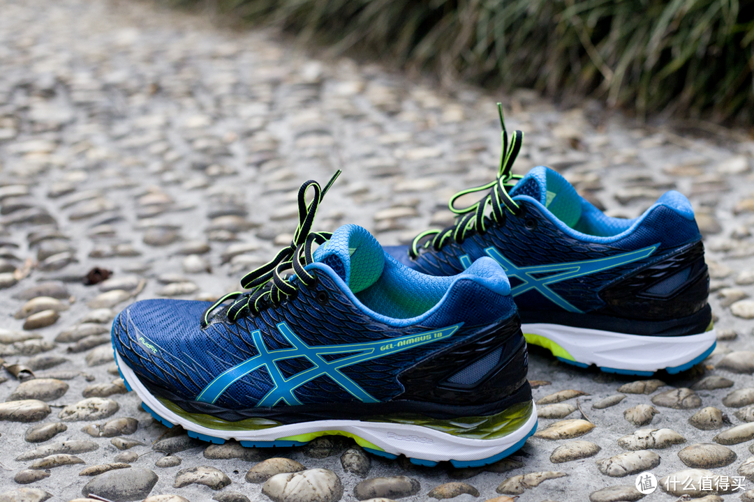 再入跑鞋情侶款 — asics 亞瑟士 gel-nimbus 18 男女款頂級緩震跑鞋