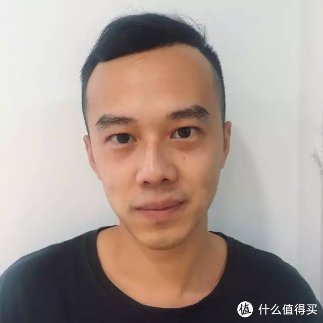 用免费拿的卸妆品给男友卸妆是一种怎样体验