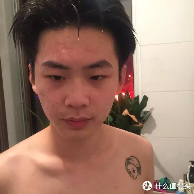 用免费拿的卸妆品给男友卸妆是一种怎样体验