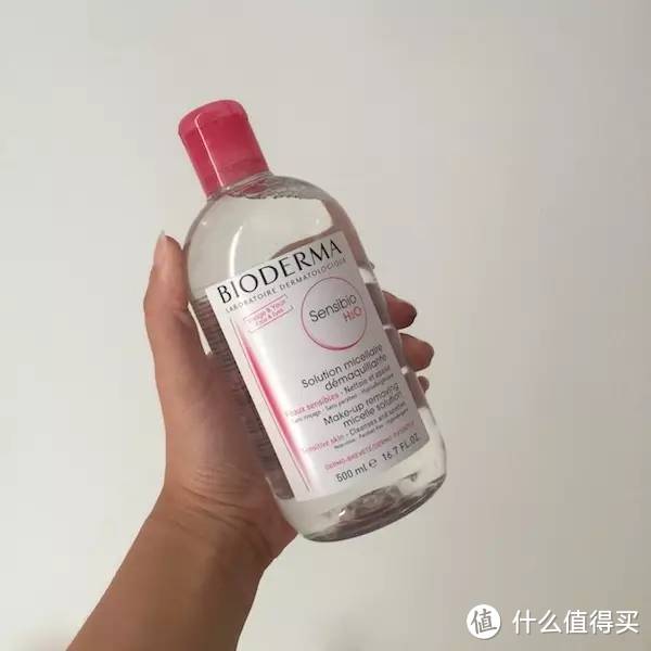 用免费拿的卸妆品给男友卸妆是一种怎样体验