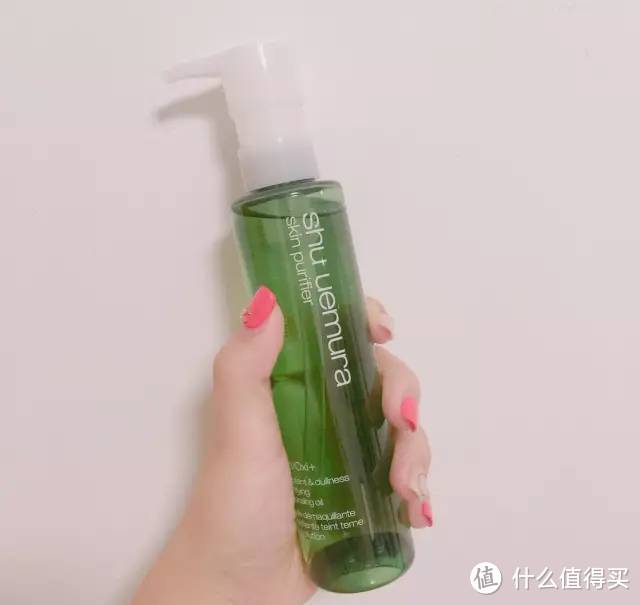 用免费拿的卸妆品给男友卸妆是一种怎样体验