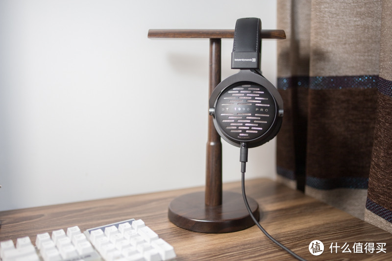 我也算是耳机的入门用户嘞！beyerdynamic 拜亚动力 DT1990pro 开放式头戴 HiFi耳机 非典型听感分享