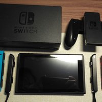 任天堂 Switch 游戏主机外观展示(接口|底座|主机|手柄|握把)