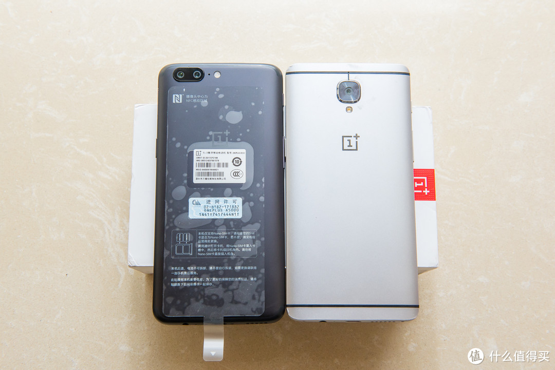 OnePlus 一加手机5 6GB+64GB 月岩灰 开箱简评，对比一加3手机