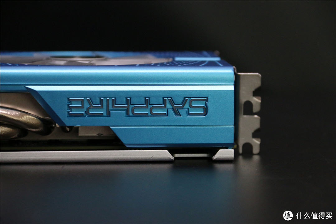 #原创新人#极光蓝好美：Sapphire 蓝宝石 RX 580超白金极光版 显卡 开箱评测