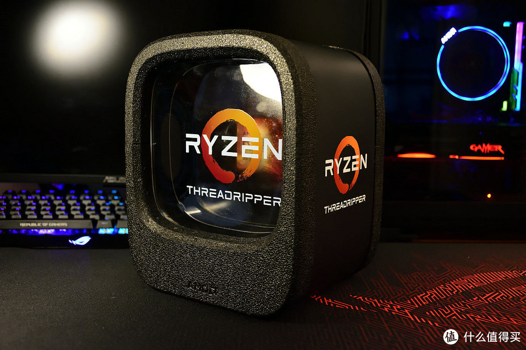 兵锋过处，能否所向披靡 — AMD Ryzen Threadripper 1920X + ASUS ROG Zenith Extreme 开箱简测
