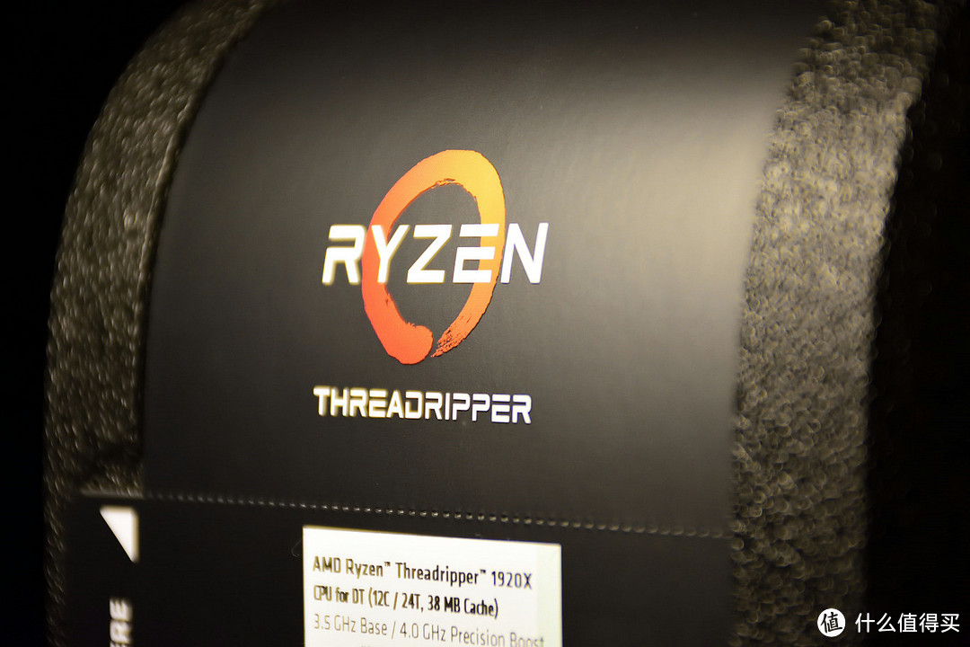 兵锋过处，能否所向披靡 — AMD Ryzen Threadripper 1920X + ASUS ROG Zenith Extreme 开箱简测