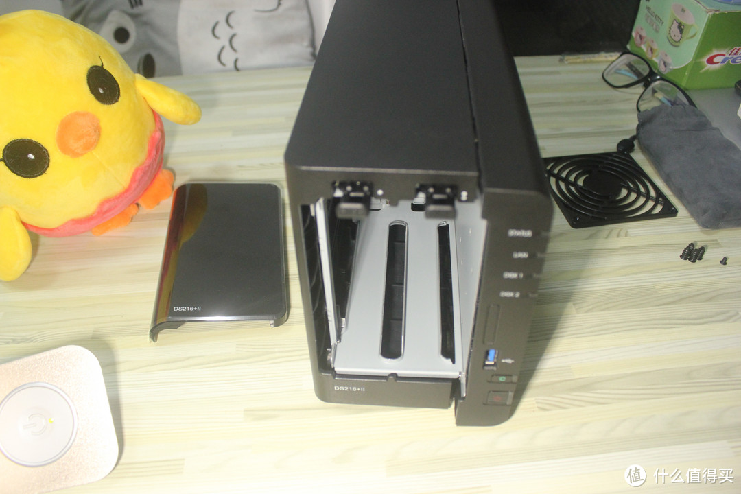 折腾是态度:Synology 群晖 DS216+II NAS网络存储服务器拆机升级风扇内存