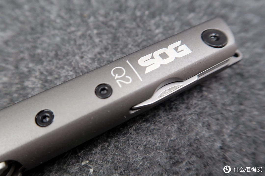 #本站首晒# SOG 索格 BATON 系列Q2 折叠组合工具