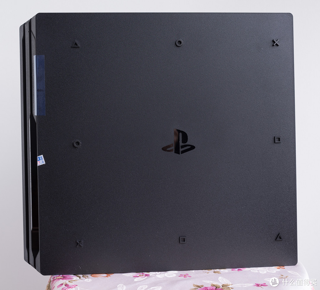 上篇：PS4 Pro开箱+体验