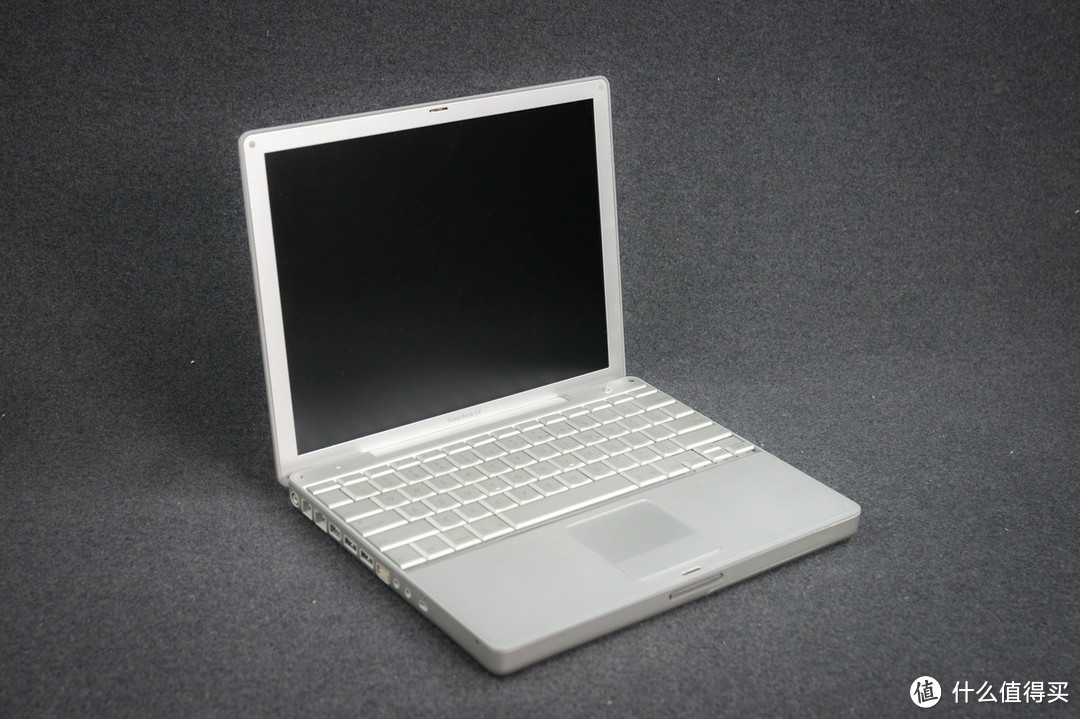 苹果铝合金笔记本的始祖——APPLE 12" Powerbook G4 伪开箱