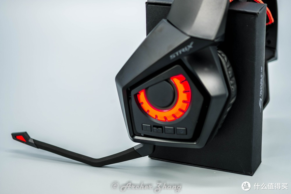 败家眼中眼：ASUS 华硕 ROG Strix Wireless 无线电竞耳麦 开箱