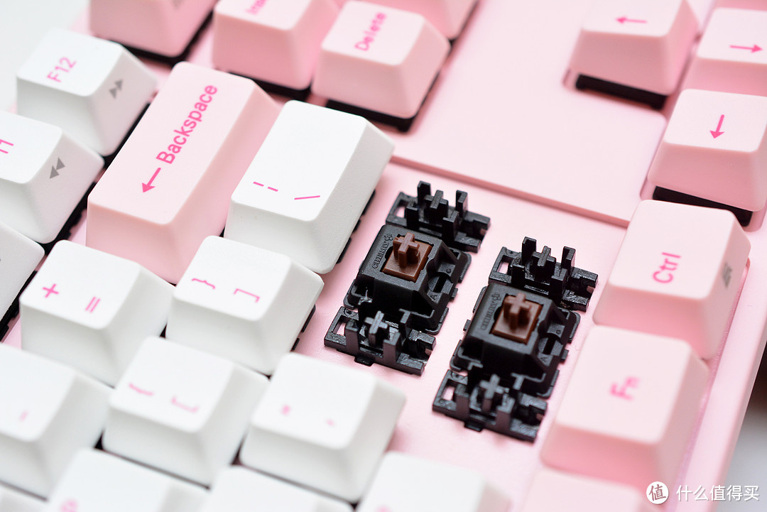 恋人手中樱花草：Varmilo 阿米洛 VA87M “樱”主题 机械键盘评测