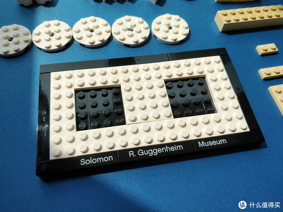 LEGO 乐高 21004 所罗门古根海姆博物馆