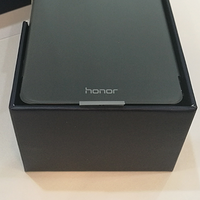 华为Honor 荣耀 v9 手机产品感觉(性价比|配件|整洁度|价格|摄像头)