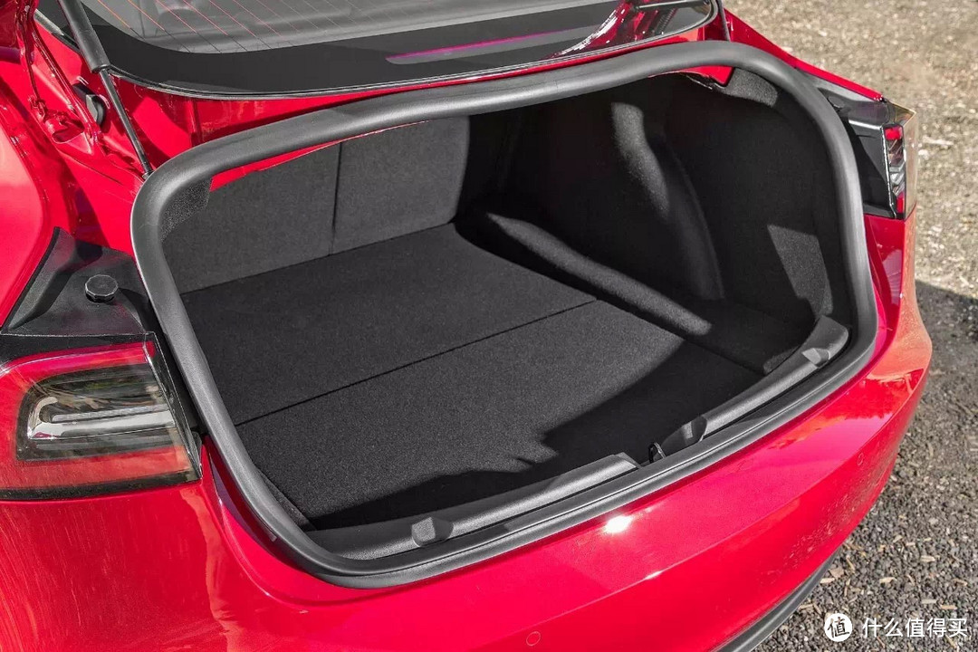 「值译站」No.10:特斯拉 Model 3 深度试驾报告