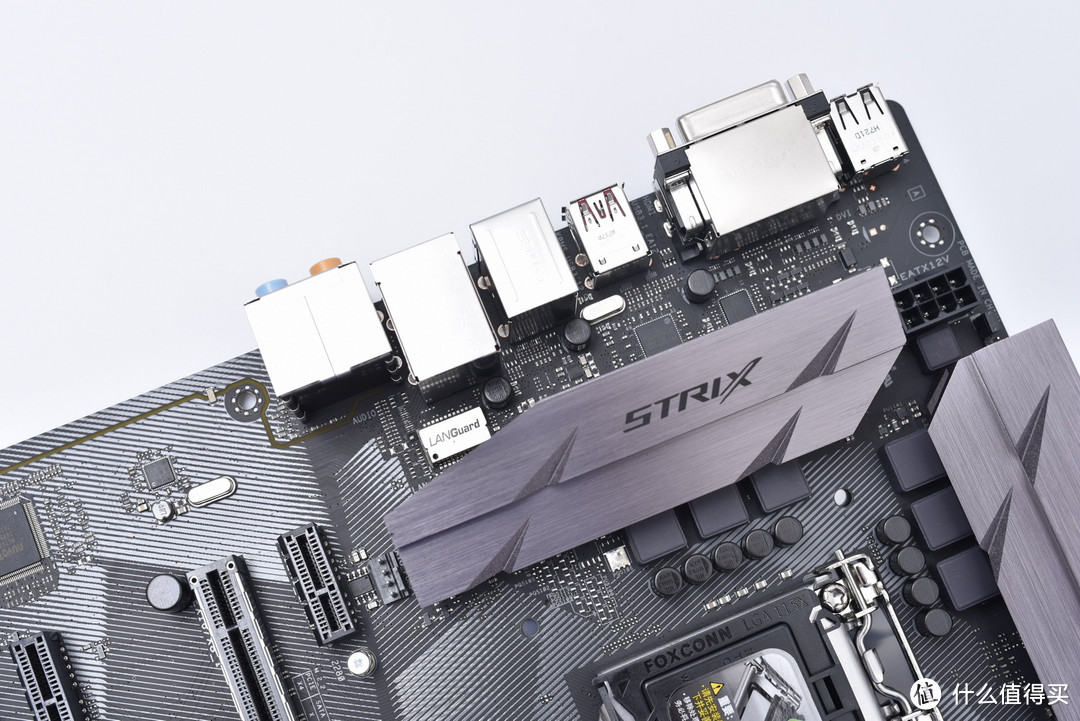 主板会“作弊”是一种怎样的体验？ASUS 华硕 ROG STRIX Z270H GAMING 评测