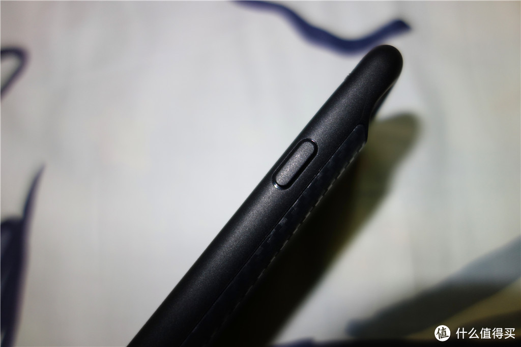 苹果的续命马甲 — 诺库 iPhone 6背夹电池 2500mAh 小晒