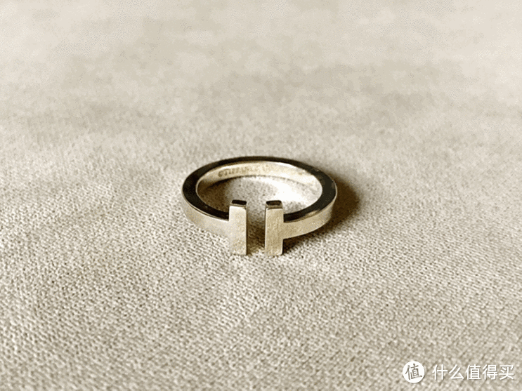 #七夕#秀恩爱# 过节套路深似海：Tiffany&Co. T square ring in silver 开箱