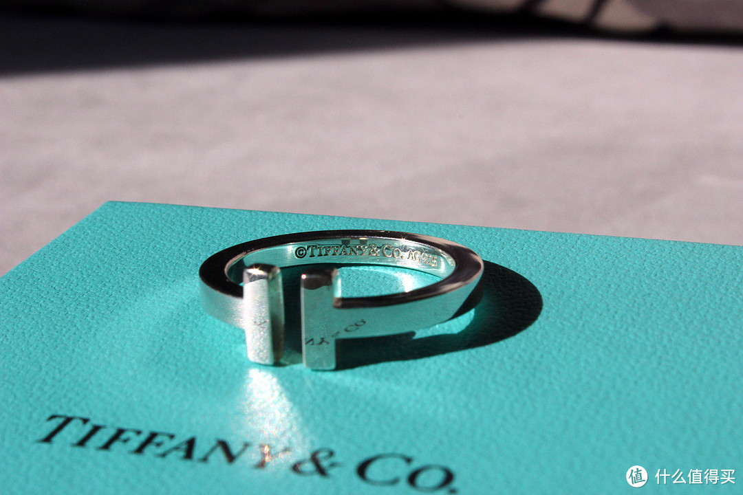 #七夕#秀恩爱# 过节套路深似海：Tiffany&Co. T square ring in silver 开箱