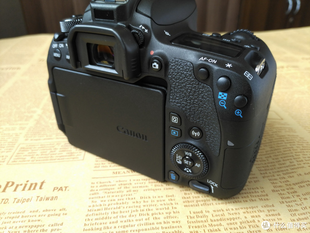 三代？一生？没那么严重。聊聊自己的相机进化史，再顺便给 Canon 佳能 EOS 77D（18-135mm） 开个箱