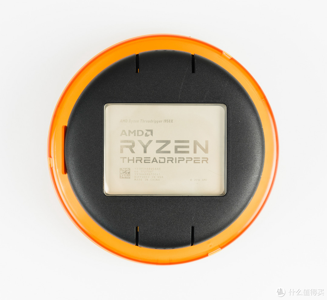 阔别多年的A饭情怀： AMD 锐龙 Threadripper 1950X 套装开箱体验