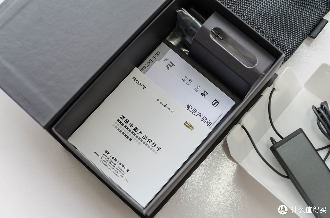 Sony索尼 MDR-EX750NA 碳黑色降噪耳机对比评测