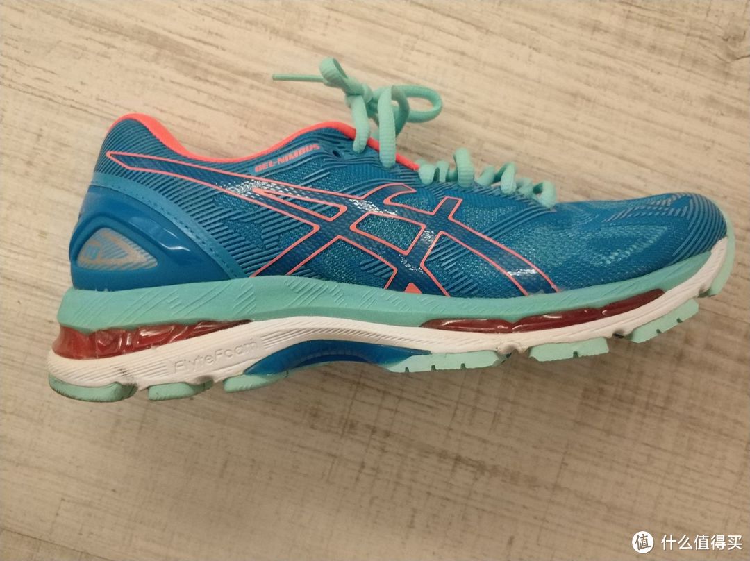 Asics 亚瑟士 Kayano 23 & Nimbus 19开箱及简单感受