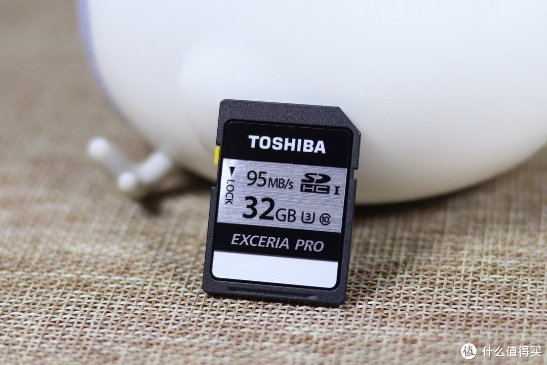 TOSHIBA 东芝 32GB SD卡 UHS-I U3 +KAWAU 川宇 USB3.0 C307二合一读卡器 开箱简测