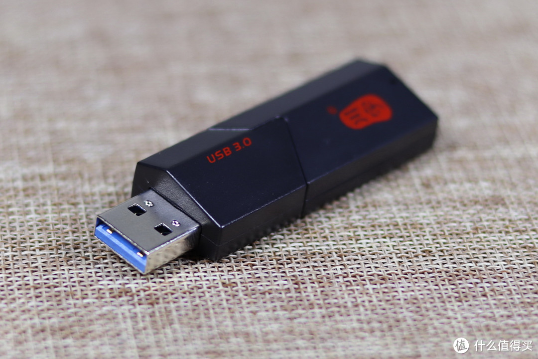 TOSHIBA 东芝 32GB SD卡 UHS-I U3 +KAWAU 川宇 USB3.0 C307二合一读卡器 开箱简测