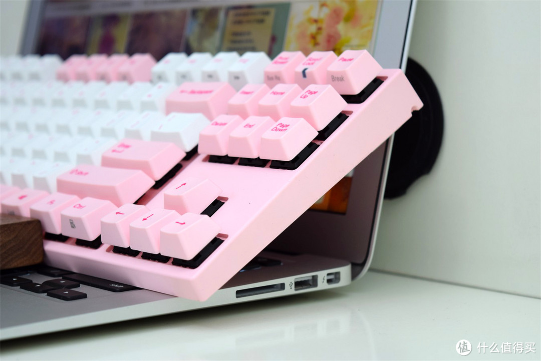 情人节 我送你一枝花：Varmilo 阿米洛 VA87M 樱花版机械键盘开箱