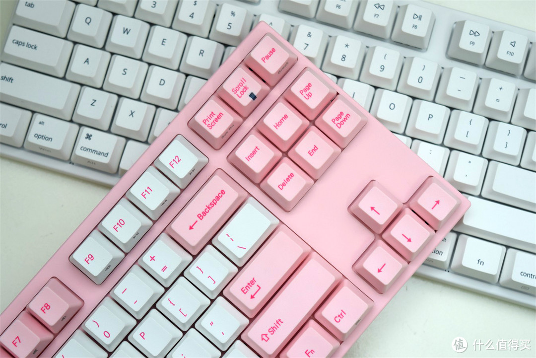 情人节 我送你一枝花:varmilo 阿米洛 va87m 樱花版机械键盘开箱