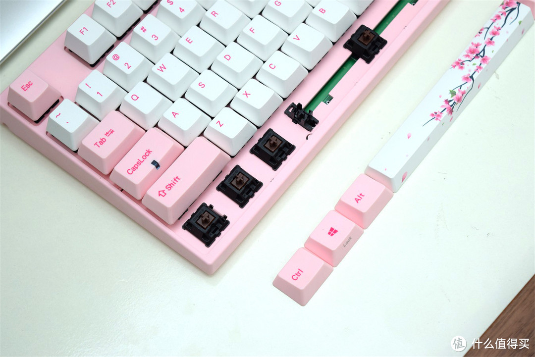 情人节 我送你一枝花：Varmilo 阿米洛 VA87M 樱花版机械键盘开箱