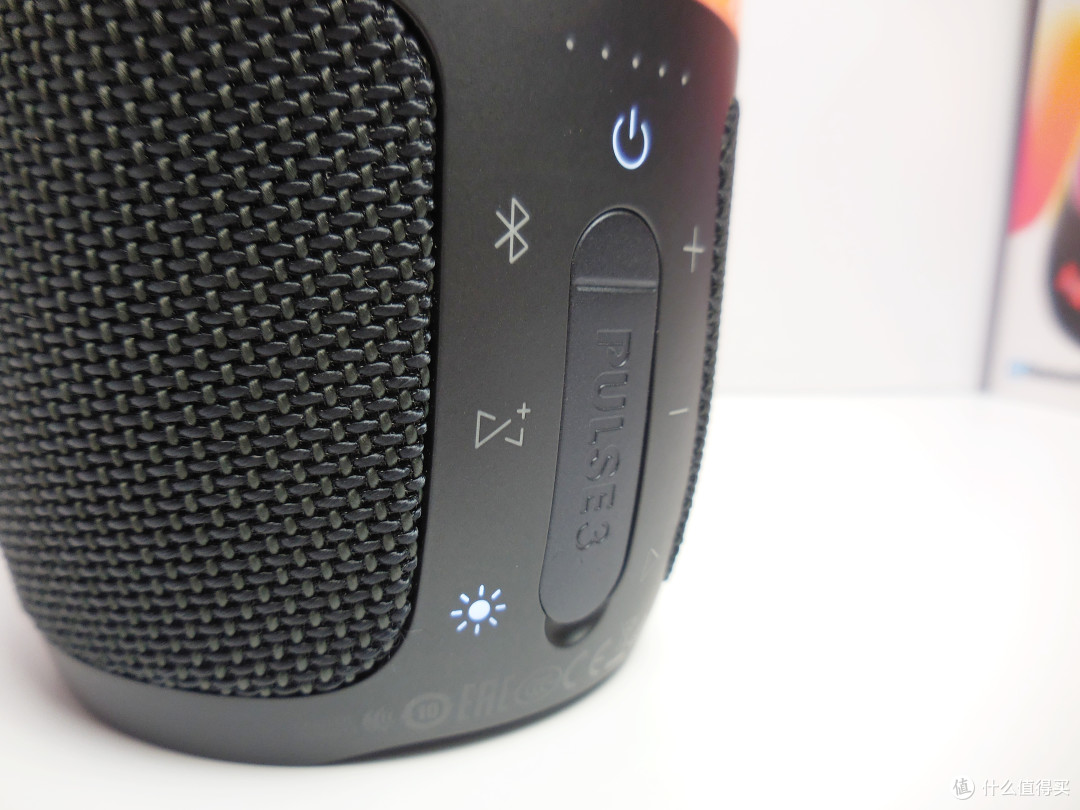 原创新人带彩灯的蓝牙音箱jblpulse3开箱晒物体验