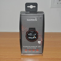 佳明 FORERUNNER 235 GPS心率表外观展示(表带|触点|传感器|按钮)
