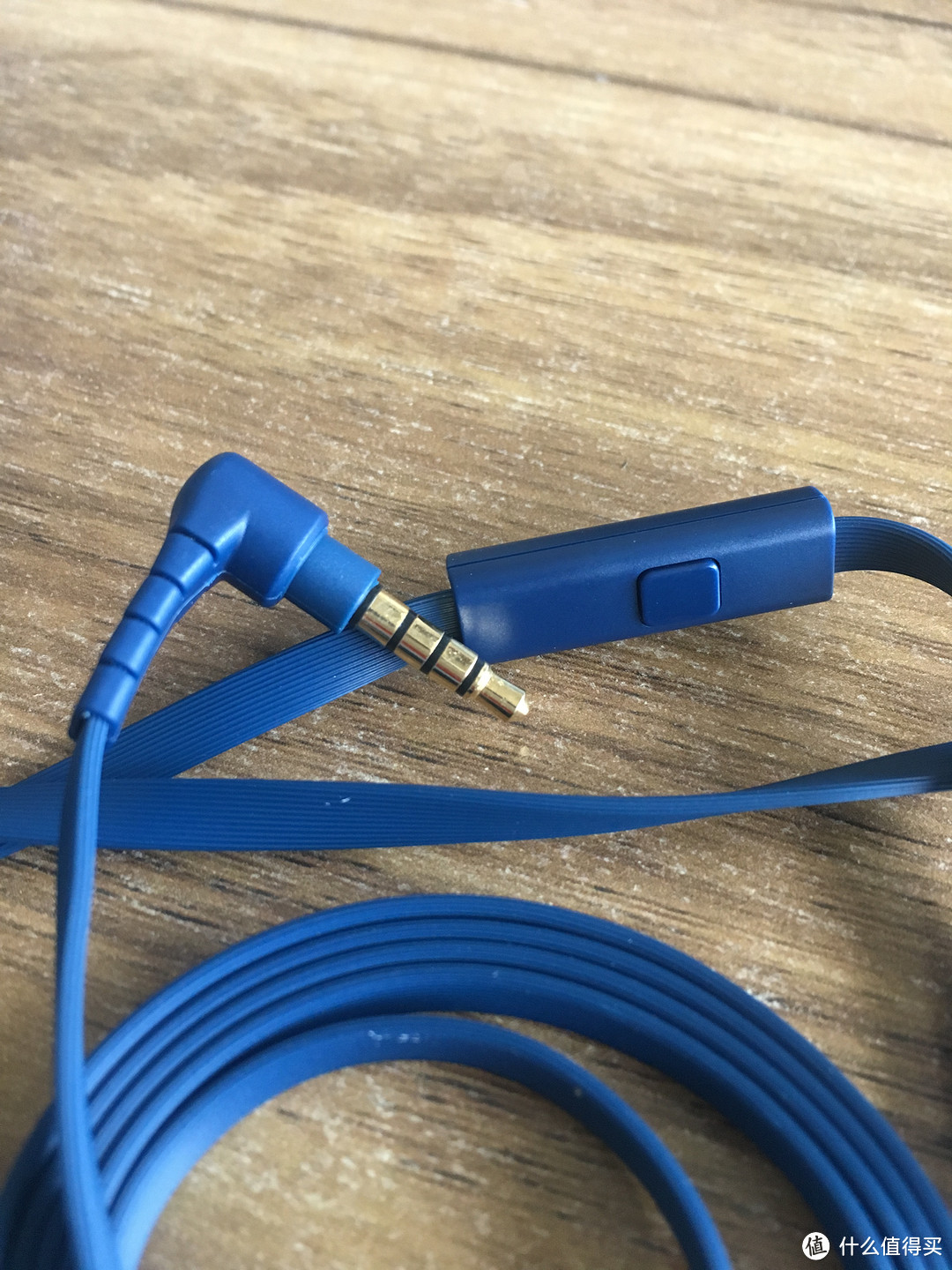 迎面而来的时尚气息：Sony 索尼 MDR-XB550AP耳机