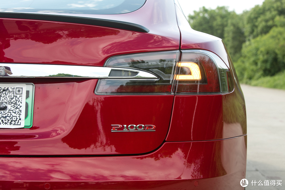 评车场No.26：以曲速前进 测试满血版Tesla Model S P100D