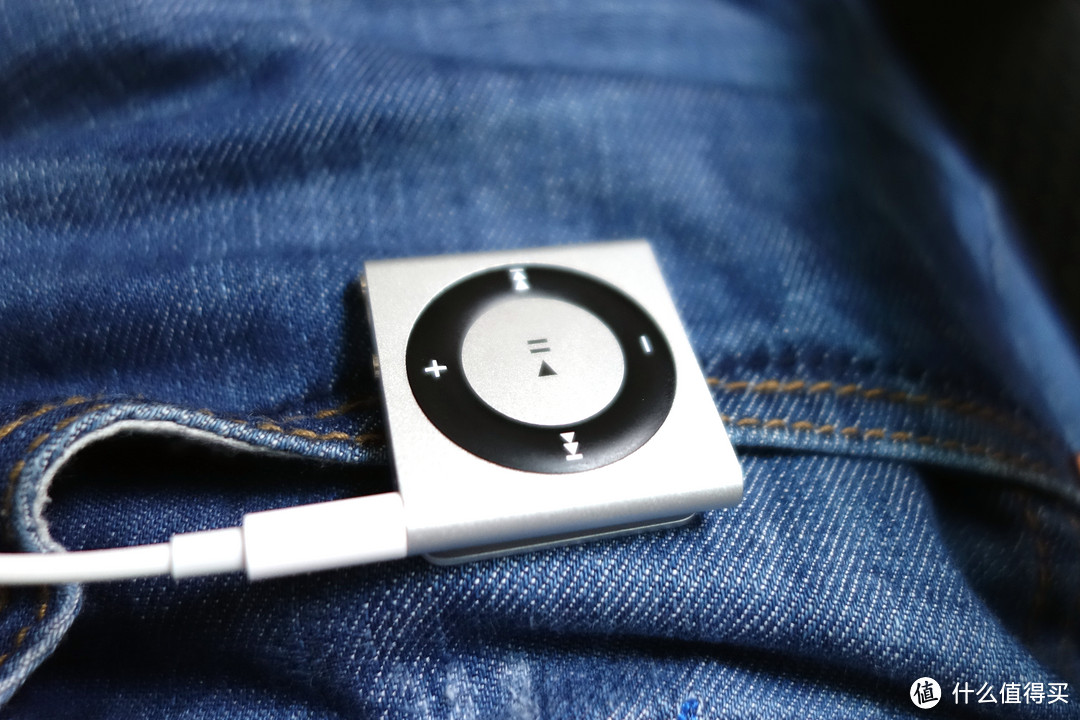 十二年传奇落幕后的情怀--iPod shuffle MP3开箱简评