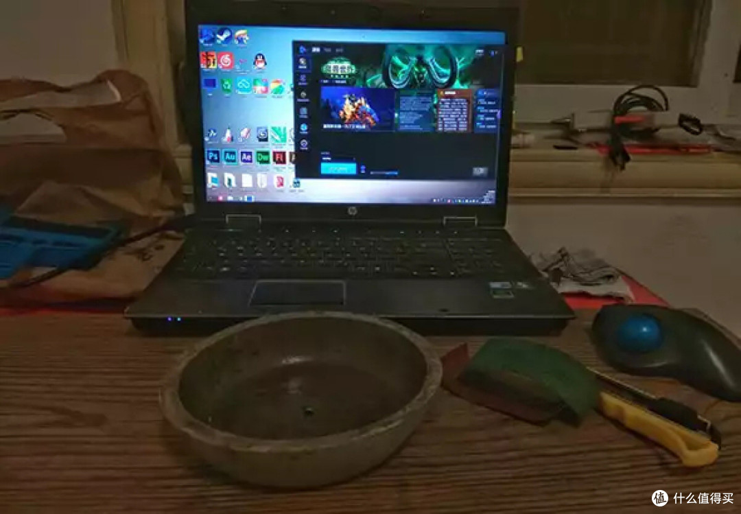 那天也是有点犯二，看着暴雪在线聊天室（wow）一不留神就搞了半夜