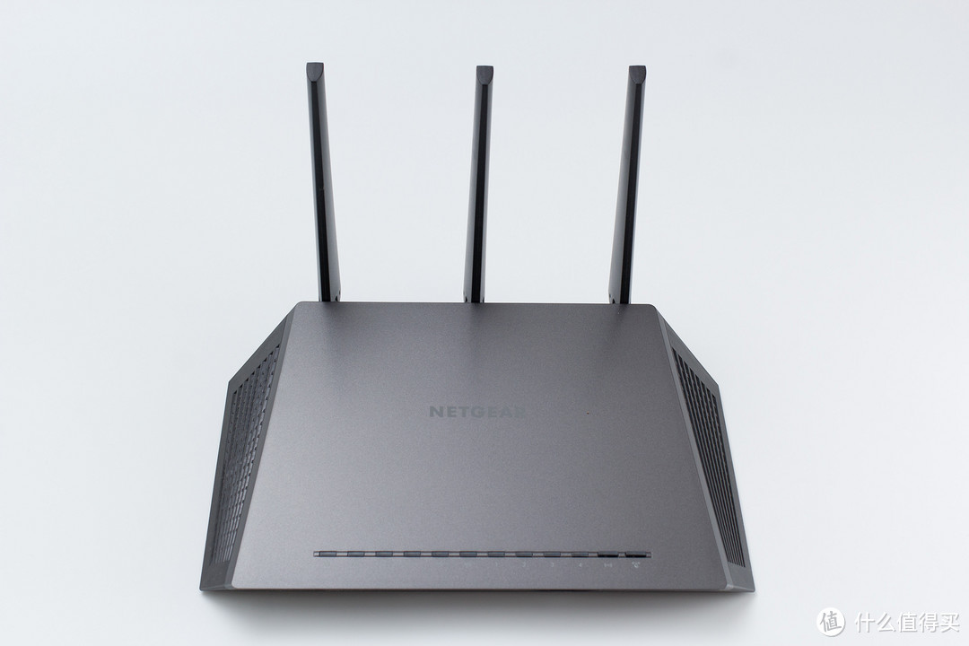 netgear 美國網件 夜鷹 r7000 ac1900m 雙頻千兆無線路由器 開箱