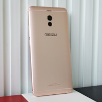 魅族 魅蓝 Note6开箱体验(设计|按钮|卡槽|摄像头)
