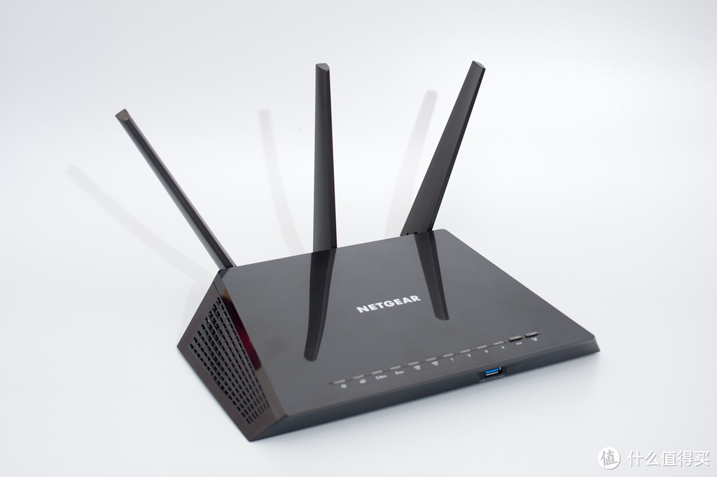 我家的第二路由器：NETGEAR 网件 R6800 VS R7000P & Linksys 领势 EA6500V2