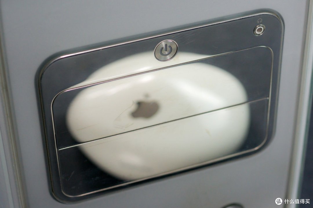 台式机Power Mac G4"Mirrored Drive Doors"