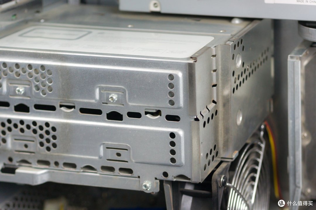 台式机Power Mac G4"Mirrored Drive Doors"