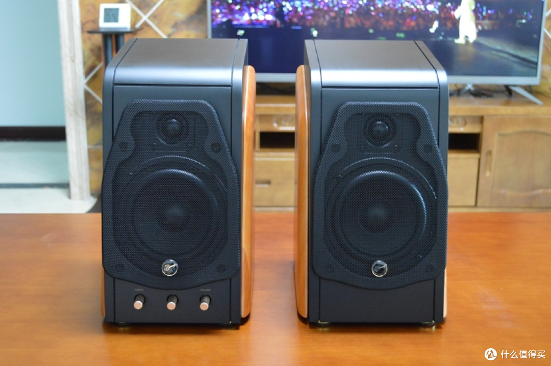 经典之选：HiVi 惠威 M200MKIII 2.0Hi-Fi音箱 开箱试听体验