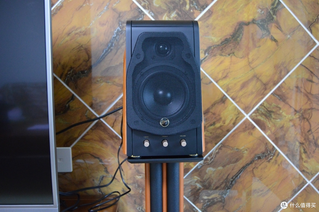 经典之选：HiVi 惠威 M200MKIII 2.0Hi-Fi音箱 开箱试听体验