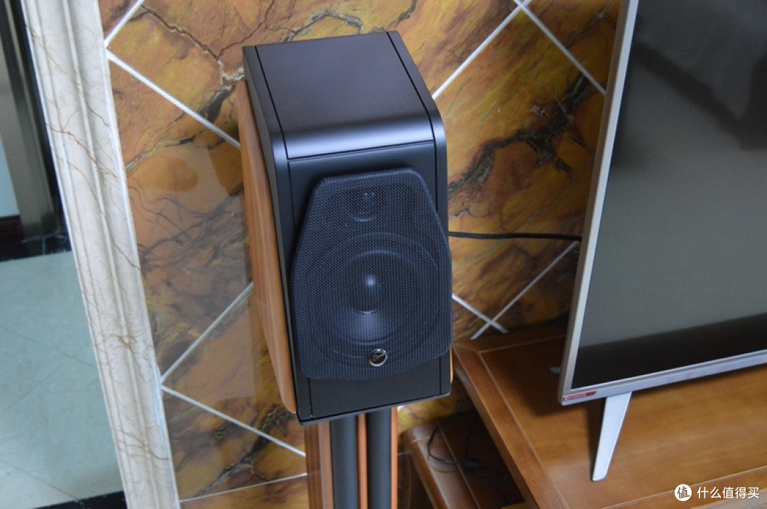 经典之选：HiVi 惠威 M200MKIII 2.0Hi-Fi音箱 开箱试听体验