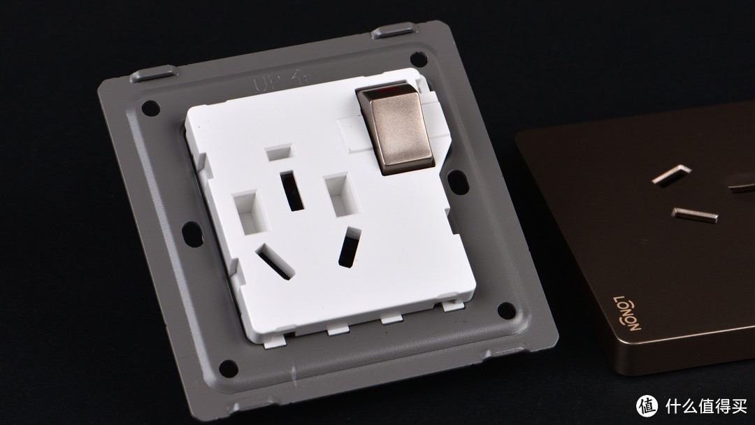 真金不怕火炼篇三霍尼韦尔朗能s8至尊系列开关插座