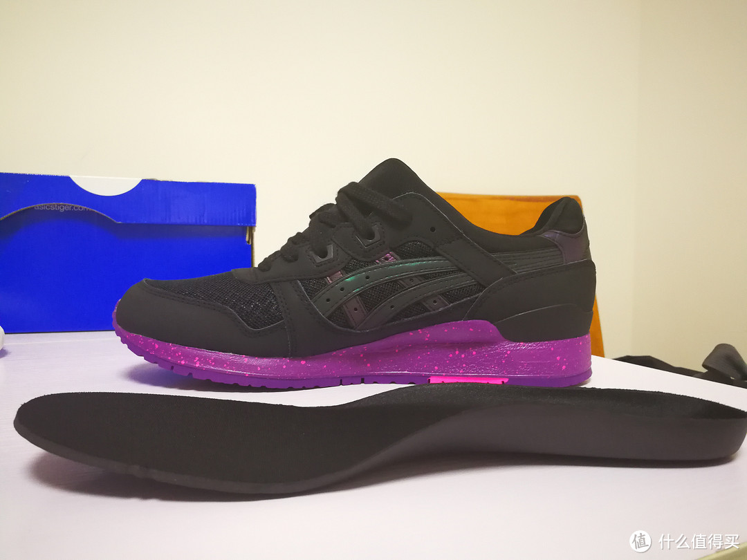 闷中带骚—亚瑟士 GEL-LYTE III "Borealis Pack"  复古跑鞋 开箱